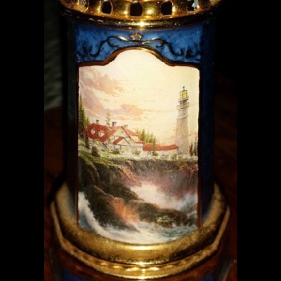 Ardleigh Elliott Thomas Kinkade Blue Lighthouse Or - Picture 4 of 4